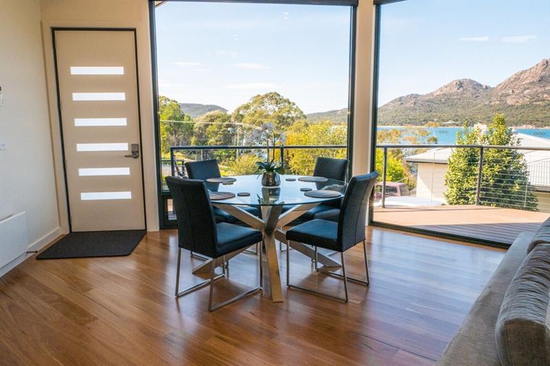 At The Bay Villa Coles Bay Bagian luar foto